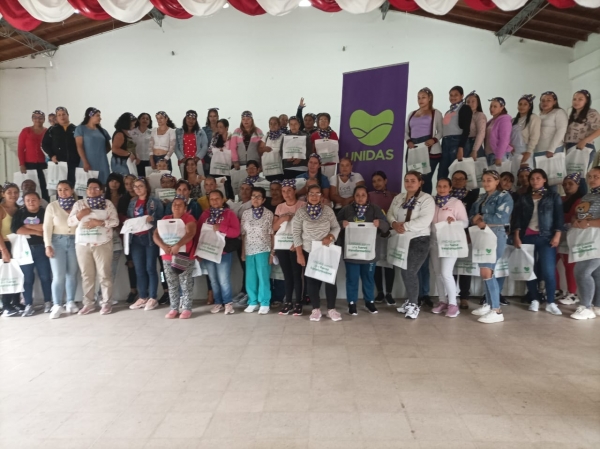 Gobernación de Antioquia inició el programa “La Escuela Busca a la Mujer Adulta”