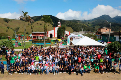 Corregimiento de La Encarnación, en Urrao, renueva su alumbrado público con iluminación LED